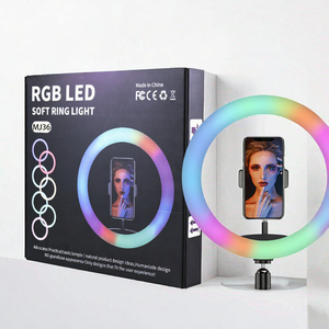 Trépied lumineux pliable de 10 pouces en plastique de haute qualité, étanche, équilibré en lumière du jour, alimenté par USB, pour diffusion en direct et selfies - Product Image 4