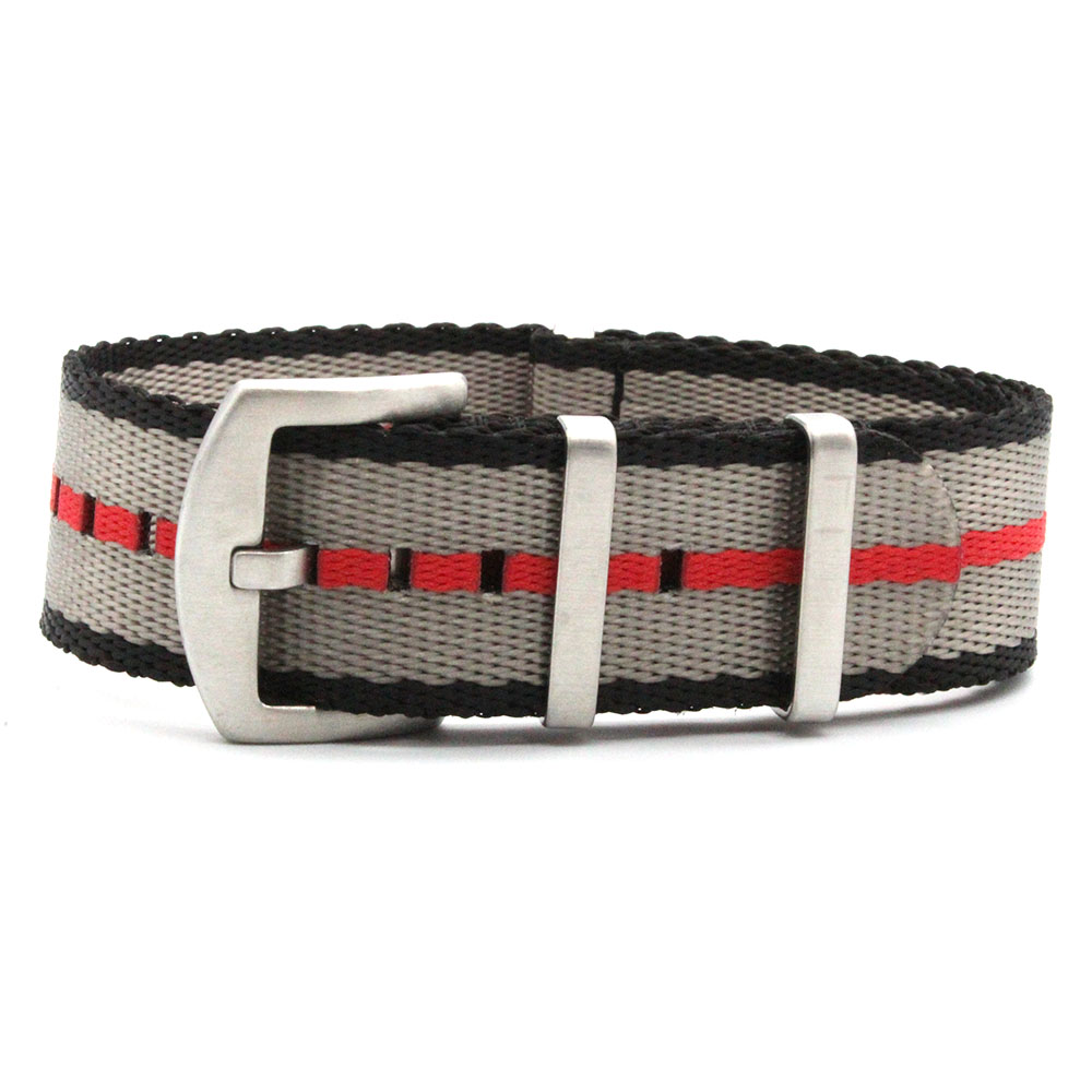 Noir gris rouge