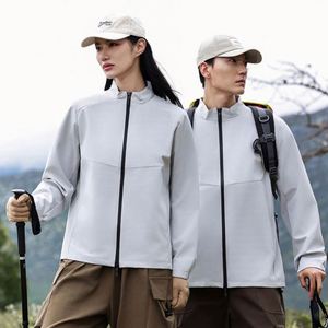 Design Wholesale High Quality Fashion Casual Sport Hooded Windbreaker Custom Men Outdoor Lightweight Silk Screen Printed <b>Jacket</b> - Product Image 4