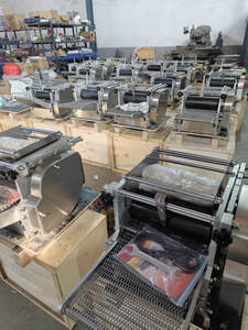 Machine à cuire les tortillas et pains pita entièrement automatique, motorisée, en acier inoxydable, petite taille, capacité de 60 pièces/min, idéale <span class=keywords><strong>pour</strong></span> les <span class=keywords><strong>tacos</strong></span> mexicains - Product Image 6