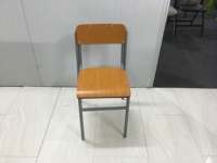 Ensemble unique de table et chaise en bois confortables pour une utilisation en classe, fournisseur de mobilier scolaire de qualité pour les enseignants et les écoles