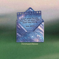 Enveloppe en papier rectangulaire bleu foncé à motif nébuleuse, impression personnalisée, finition mate, pour invitation d'anniversaire ou d'affaires