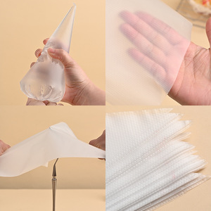 Disposable Food Grade Piping Bags Triangle 15.5cm 20cm 22cm For Cake Decorating Butter Icing - Product Image 3
