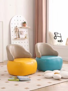 เก้าอี้พักผ่อนหนัง PU สีส้มทันสมัยพร้อมพนักพิงสีเทา ดีไซน์เรียบง่าย เฟอร์นิเจอร์ห้องนั่งเล่นสไตล์ร่วมสมัย เบาะนั่งนุ่มสบาย - Product Image 2