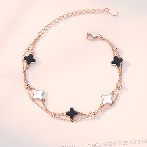 <span class=keywords><strong>Bracciale</strong></span> Trendy Placcato Oro Rosa in Ottone a Doppio Strato <span class=keywords><strong>con</strong></span> Ciondolo a Quadrifoglio e Intarsio in Conchiglia, Regalo Delicato per Donne - Product Image 6