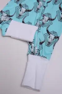 कस्टम प्रिंटिंग फुटलेस पजामा लंबी आस्तीन जंपसूट ओनेसी किड्स बॉडीसूट बांस फाइबर नवजात शिशु के कपड़े ज़िपर्ड रोमपर्स