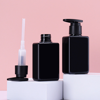 Bouteille carrée plate en plastique PET noire de 100 ml vide avec pompe pour savon et lotion, idéale pour le lavage du visage des hommes - Vente en gros