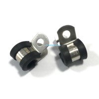 Collier de serrage en acier inoxydable durable avec clip en P et doublure en caoutchouc pour tuyau