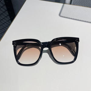 Lunettes de soleil pliantes G2 3002, monture TR90, verres PC, polarisées UV400, unisexe, légères, portables, pour la conduite et la protection solaire - Product Image 5