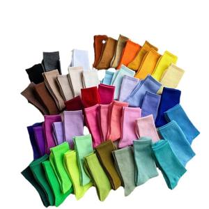 Jingwen بيع بالجملة مخصصة اليوغا والرقص المهنية منتصف الساق ثلاث قطع الباليه عدم الانزلاق الجوارب التدريب - Product Image 3