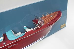 Modèle de bateau en bois RIVA AQUARAMA demi-coque, décoration nautique moderne, thème océanique, fait à la main, écologique, en provenance du Vietnam, prix avantageux - Product Image 5