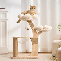 Arbre à chat compact en forme de cactus avec lit intégré, design grand format pour petits appartements, griffoir en sisal