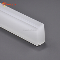 Couvercle de diffuseur épais linéaire en acrylique mat opale de 30mm pour l'éclairage de contour du bâtiment Barre lumineuse ou tige en plastique LED