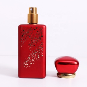 Flacone di Profumo Rettangolare in Vetro Colorato <span class=keywords><strong>Rosa</strong></span> da 50ml di Alta Qualità con Tappo a Vite e Stampa Serigrafica Dorata - Product Image 4