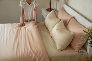 Fabricant de literie OEM ODM, ensemble de literie de luxe en viscose de bambou 4 pièces, crêpe rose naturel, doux et lisse, 300TC 60s, taille personnalisée - Product Image 4