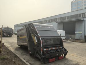 Customizable Compression Garbage Truck Garbage <strong>Bin</strong> 5-50 CBM <strong>Compactor</strong> with 4x2 Drive Automatic Transmission Engine &amp; Motor - Product Image 6