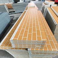 Panneau sandwich en acier PU pour structure en acier, âme en mousse PU Galvalume pour maison conteneur et mur de villa