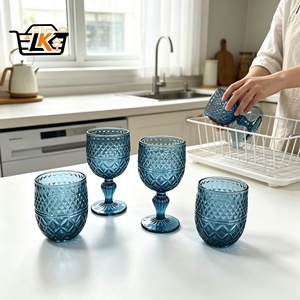 Calici in Vetro Moderni Vintage all'Ingrosso - Bicchieri <span class=keywords><strong>da</strong></span> Vino di Alta Qualità con Rilievo per Centrotavola Matrimoniali e Bar Domestici - Product Image 1