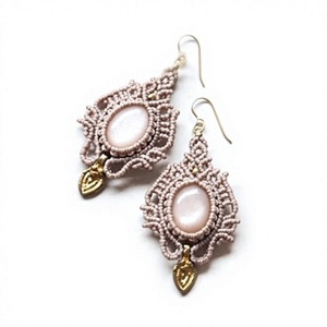 Pendientes de Macramé Hechos a Mano con Piedras Preciosas Rosas, Pendientes Colgantes Boho, Joyería Étnica de Piedra Natural, Accesorios de Moda Florales - Product Image 1