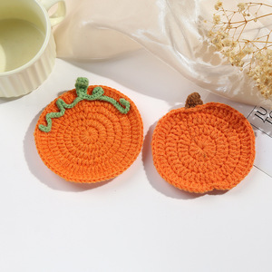 Sous-verres en crochet faits main en forme de citrouille d'Halloween, décoration de table créative, sous-verres artisanaux résistants à la chaleur, produit fini - Product Image 1