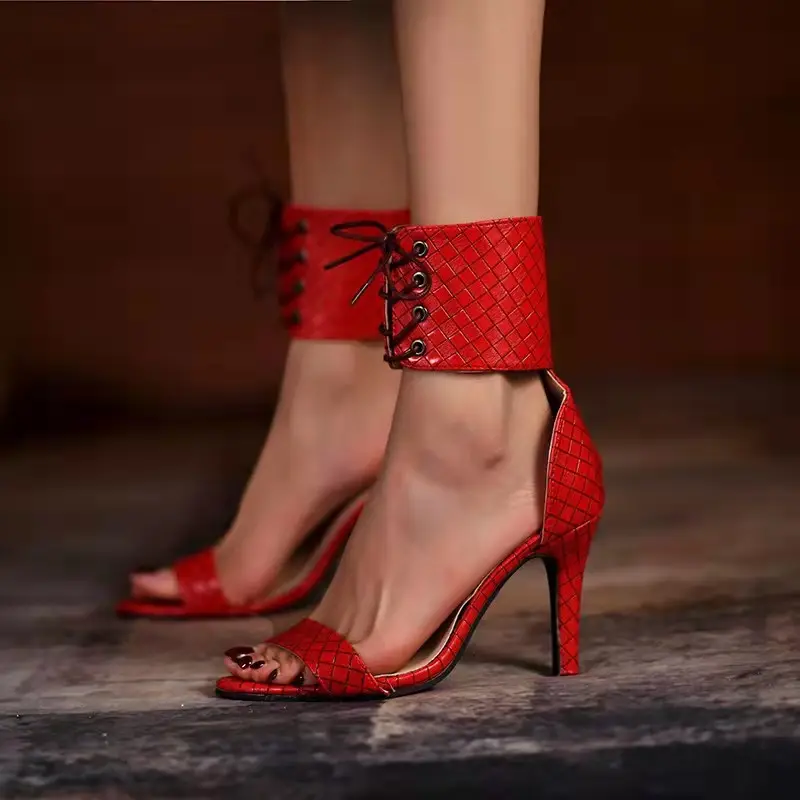 Sapatos femininos stiletto com alça cruzada, calçado legal para mulheres, uso ao ar livre, primavera 2022