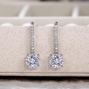 Orecchini pendenti a gancio con pavé di pietre scintillanti per donna, eleganti gioielli da orecchio - Product Image 6
