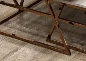 Tables basses modernes luxueuses avec dessus en marbre et pieds géométriques élégants en laiton pour salle à manger, salon, maison, cuisine, chambre à coucher - Product Image 4