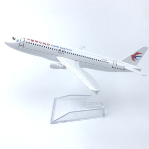 Modèle d'<span class=keywords><strong>avion</strong></span> en alliage 1:400 China Eastern Airlines 320, Cadeaux d'aviation, Objets de collection, Souvenirs, Jouets pour enfants - Product Image 3