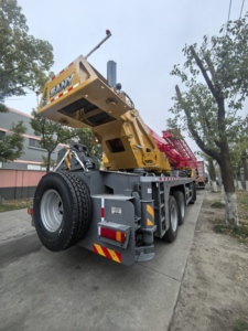 Sany sử dụng 100ton cẩu di động STC1000C5-8 với hướng dẫn sử dụng bùng nổ thành phần cốt lõi nghiêng động cơ yuchai bơm động cơ sản xuất tại Trung Quốc - Product Image 2