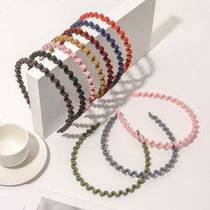 <span class=keywords><strong>Serre</strong></span>-<span class=keywords><strong>tête</strong></span> de mode unicolore en résine ondulée avec <span class=keywords><strong>peigne</strong></span> intégré, pour hommes et femmes, style Alice, pour le sport, accessoires capillaires - Product Image 1