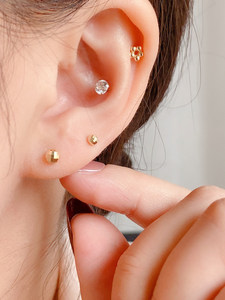 Boucles d'oreilles clous en <span class=keywords><strong>or</strong></span> pur 14 carats - Boules rondes multiformes brillantes en <span class=keywords><strong>or</strong></span> pur avec fermoir à vis pour <span class=keywords><strong>cartilage</strong></span> - Product Image 4