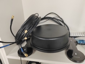 4G 5G GPS LTE MIMO 2.4G Wifi <span class=keywords><strong>Antenna</strong></span> cellulare tre in <span class=keywords><strong>uno</strong></span> Combo ricevitore GPS <span class=keywords><strong>Antenna</strong></span> esterna per auto veicolo stazione di ricarica - Product Image 4