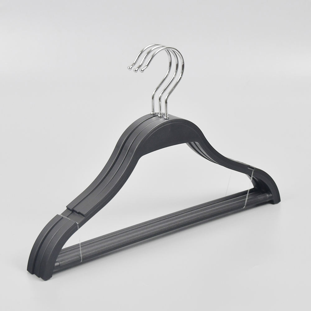 In Stock Plastic Hangers for Zara Clothes Durable Plastic Material