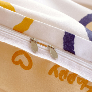 100% polyester 4 pièces doux Double brossé microfibre ensemble de literie hypoallergénique sans rides moderne dessin animé feuille housse de couette - Product Image 5