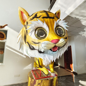 Handmade Trung Quốc Đèn Lồng Lụa Đầy Màu Sắc Phim Hoạt Hình Động Vật Vải Trang Trí Đèn Lồng Haichuan Đèn Lồng Nhà Máy Cho Giáng Sinh Trang Trí Nội Thất - Product Image 3