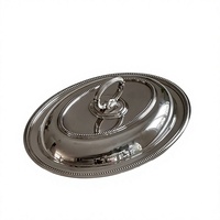 Beurrier ovale en argent avec couvercle, design classique poli, pour la cuisine, la table à manger, la présentation et la décoration