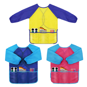 Tablier à bavette imperméable à manches longues pour enfants avec trois poches pour peindre, dessiner et nettoyer - Product Image 1