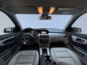 Mercedes Benz <span class=keywords><strong>GLK</strong></span> <span class=keywords><strong>300</strong></span> <span class=keywords><strong>4MATIC</strong></span> Usado, Año 2013, Motor 3.0L V6 Gasolina, SUV Mediano, Auto de Segunda Mano para Exportación - Product Image 6