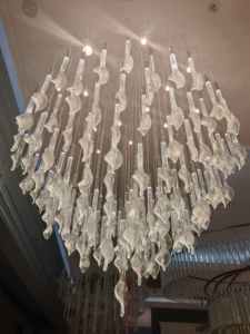 Lustre Artistique Moderne en Cristal, Pendentifs en <span class=keywords><strong>Verre</strong></span> Soufflé à la Main, Hauteur Réglable, Luminaire Suspendu <span class=keywords><strong>de</strong></span> Luxe pour Hall d'Hôtel - Product Image 1