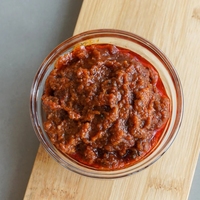 Pâte de piment Sambal Nonya traditionnelle, sauce épicée, condiment d'Asie du Sud-Est, base pour sauté, bouteille de 250g, aliment emballé pour l'exportation