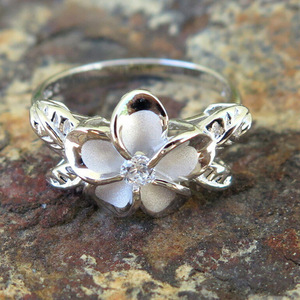 Anello Vintage Francese con Fiore e Cristallo per Donne, Accessorio Minimalista ed Elegante per Uso Quotidiano - Product Image 4