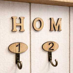 Organizador de llaves de madera para montar en la pared, caja para llaves de 20x30 cm con ganchos para hoteles y alojamientos. - Product Image 4