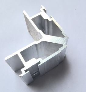 Conectar ángulo de 180 grados Aleación de aluminio Espesor 5mm Ancho 22mm Junta de esquina para perfil de aluminio - Product Image 1