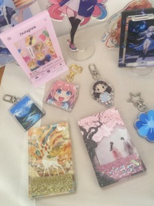 Porte-clés décapsuleur personnalisé en acrylique avec impression UV motif dessin animé, pendentif clé OEM à motif festif pour cadeau d'entreprise en gros pour les fêtes - Product Image 6