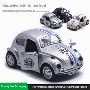 Modellino Auto Vintage Beetle in Lega Metallica con Porte Apribili, Espositore per Decorazione Torte, <span class=keywords><strong>Scala</strong></span> <span class=keywords><strong>1</strong></span>:<span class=keywords><strong>43</strong></span> - Product Image 3
