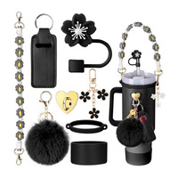 Gobelet décoratif vert fluorescent à motif floral 30-40oz, ensemble d'accessoires, porte-clés, pendentif boule en peluche, porte-clés en silicone