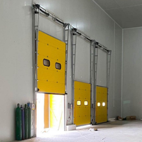 Porte sectionnelle industrielle moderne en acier, personnalisée par le fabricant, pour la logistique, automatique, coupe-feu, électrique latérale