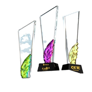 <span class=keywords><strong>2025</strong></span> gió mùa phong cách mới màu sắc mạ pha lê cánh thủy tinh giải thưởng mảng bám danh dự của pha lê biểu tượng tùy chỉnh rực rỡ pha lê <span class=keywords><strong>Trophy</strong></span> - Product Image 2