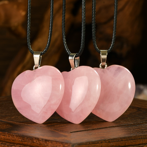 Collana Corta con Ciondolo a Forma <span class=keywords><strong>di</strong></span> Cuore in Agata Rosa Cristallina, Collana con Corda in Pelle e Pietra Naturale, Regalo <span class=keywords><strong>di</strong></span> San Valentino, Gioielli - Product Image 1