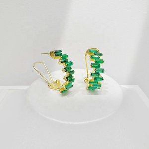 Pendientes de plata 925 personalizados, estilo casual, con esmeralda, de lujo, joyería fina, estilo vintage, con circonita cúbica verde, chapados en oro. - Product Image 2